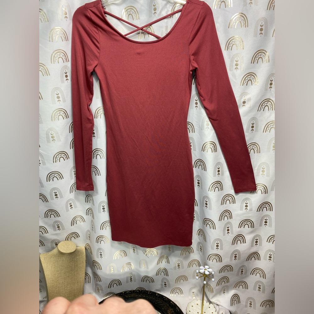 Elegant Long Sleeve Maroon Dress